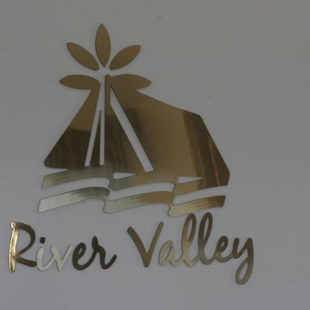 River Valley Resort แอทน่าน Luaran gambar