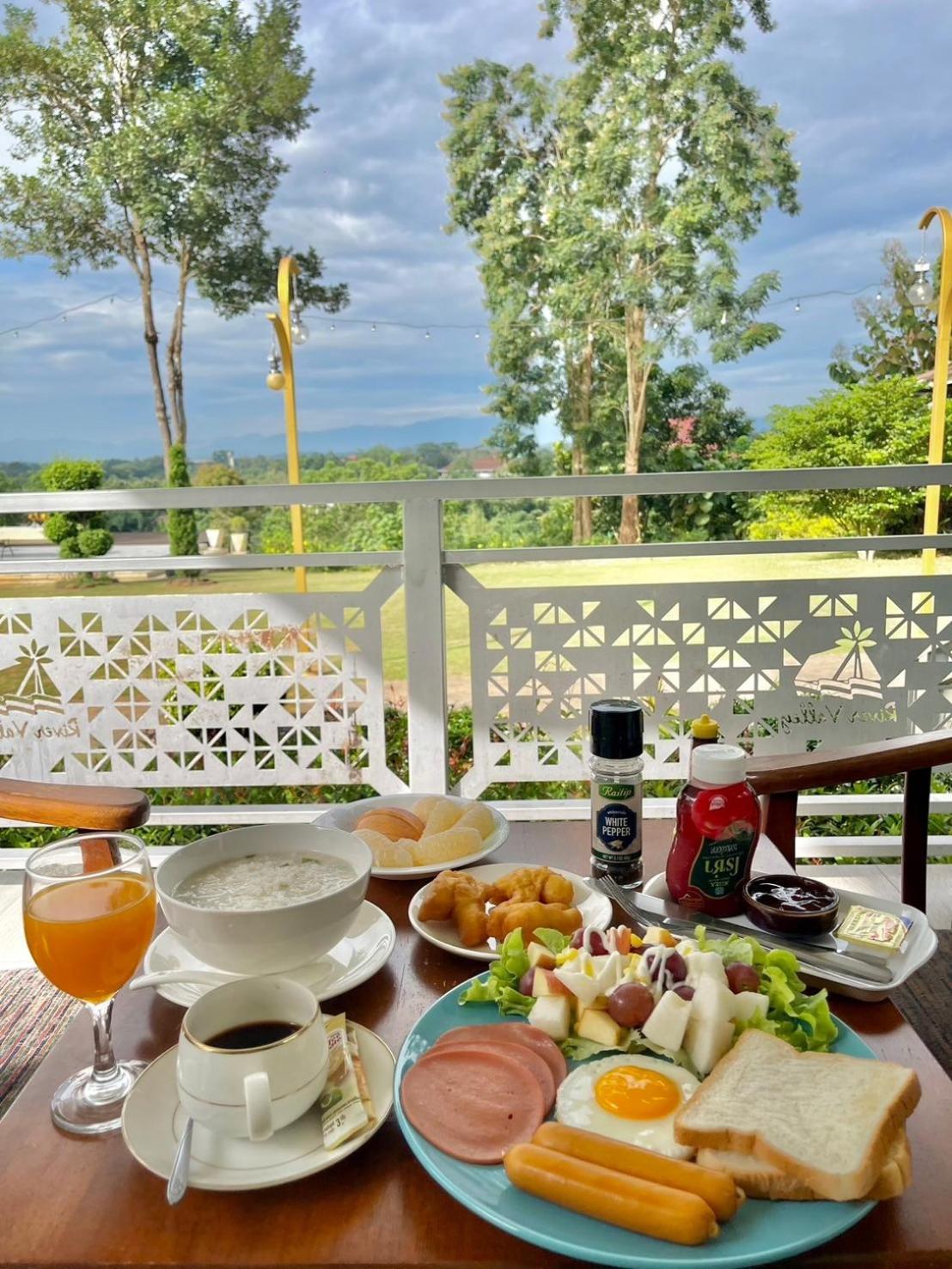 River Valley Resort แอทน่าน Luaran gambar